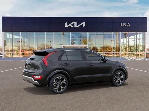 2025 Kia Niro EX Touring