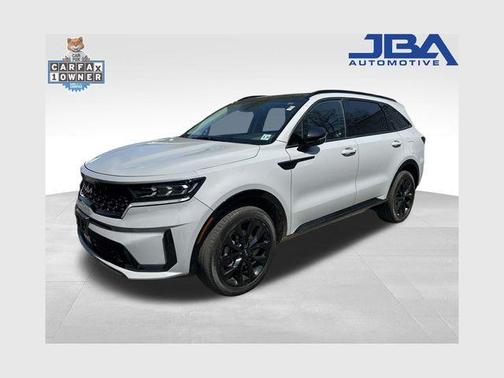 Wolf Gray 2023 Kia Sorento SX