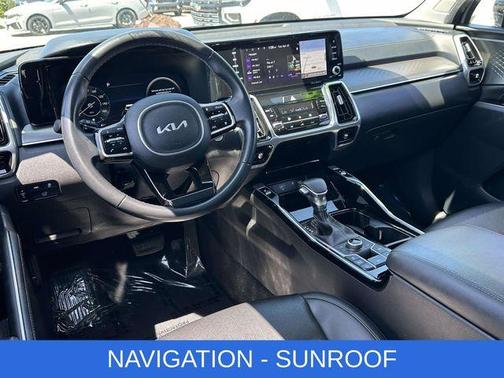 Wolf Gray 2023 Kia Sorento SX