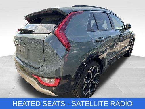 Green 2023 Kia Niro EX Touring