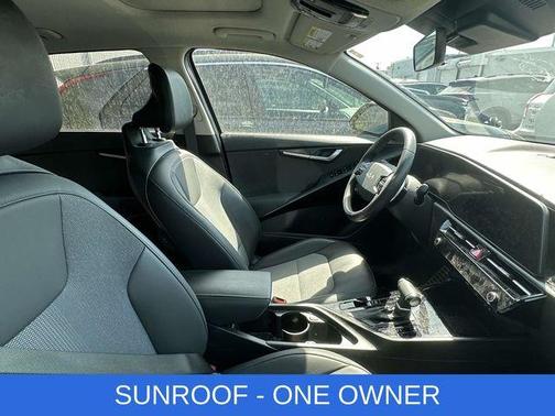 Green 2023 Kia Niro EX Touring