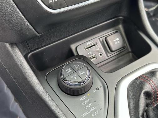 2016 Jeep Cherokee Trailhawk