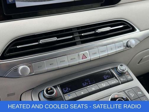 White 2021 Hyundai PALISADE Limited