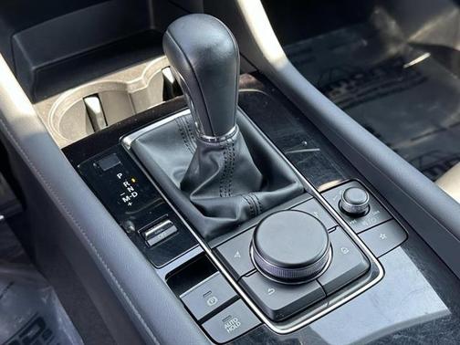 2023 Mazda Mazda3 FWD w/Preferred Package