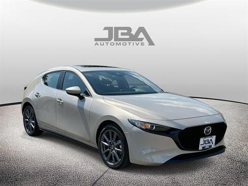 2023 Mazda Mazda3 FWD w/Preferred Package