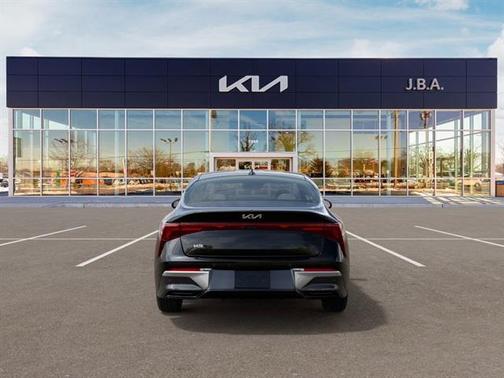 2025 Kia K5 EX