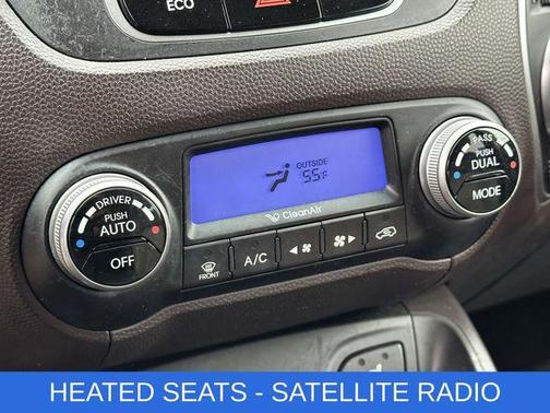 Chai Bronze 2012 Hyundai TUCSON Limited