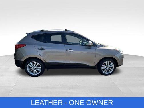 Chai Bronze 2012 Hyundai TUCSON Limited