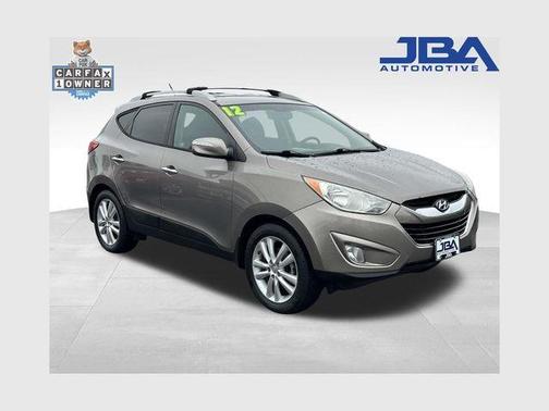 Chai Bronze 2012 Hyundai TUCSON Limited