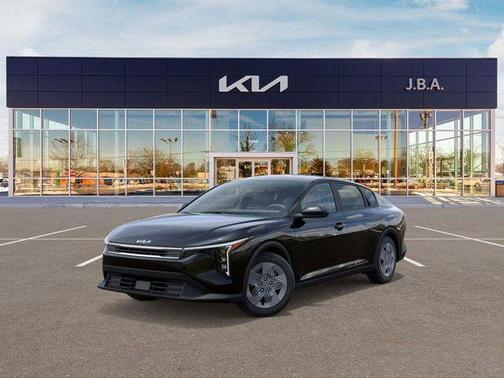2025 Kia K4 LX