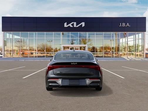 2025 Kia K5 LXS