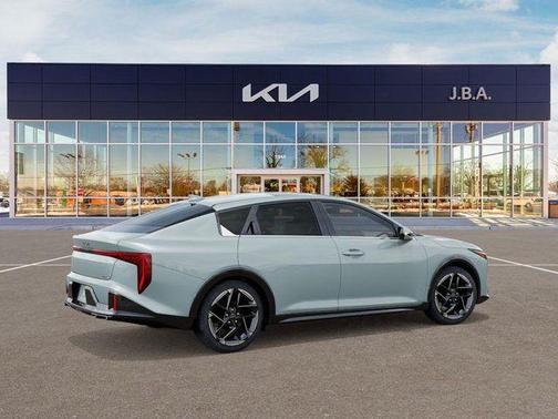 2025 Kia K4 GT-Line