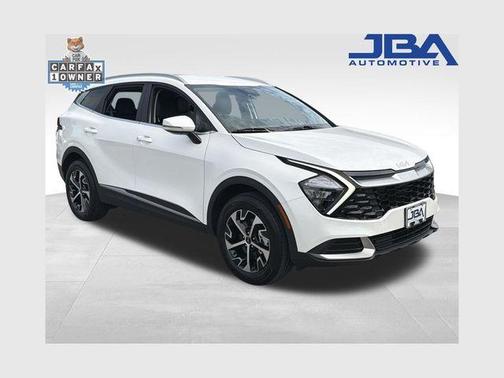 Snow White Pearl 2023 Kia Sportage Hybrid EX