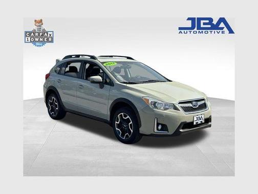 Desert Khaki 2017 Subaru Crosstrek 2.0i Limited