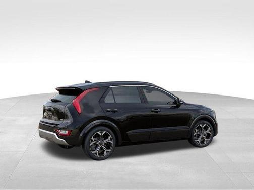 2025 Kia Niro SX Touring
