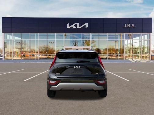 2025 Kia Niro SX Touring