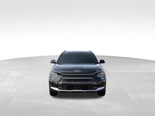 2025 Kia Niro SX Touring