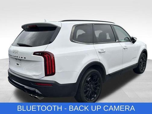 White Pearl 2022 Kia Telluride SX