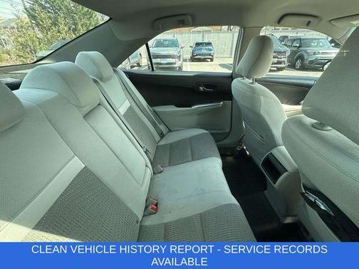 2014 Toyota Camry Hybrid LE