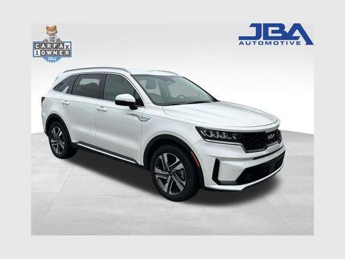 Snow White Pearl 2023 Kia Sorento Hybrid EX