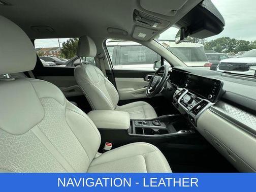 Snow White Pearl 2023 Kia Sorento Hybrid EX