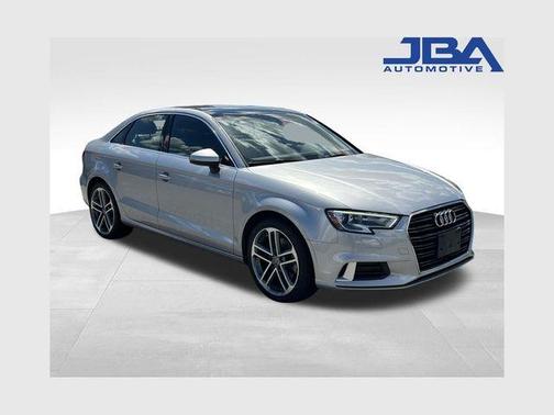 Florett Silver Metallic 2019 Audi A3 2.0T Premium