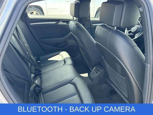 Florett Silver Metallic 2019 Audi A3 2.0T Premium