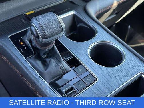 2022 Toyota Sienna XSE 7 Passenger