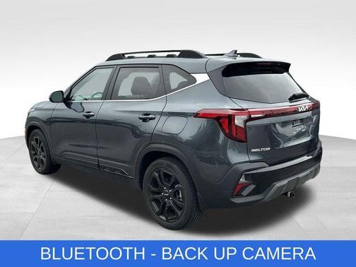 Gray 2024 Kia Seltos X-Line