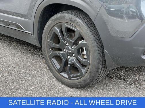 Gray 2024 Kia Seltos X-Line