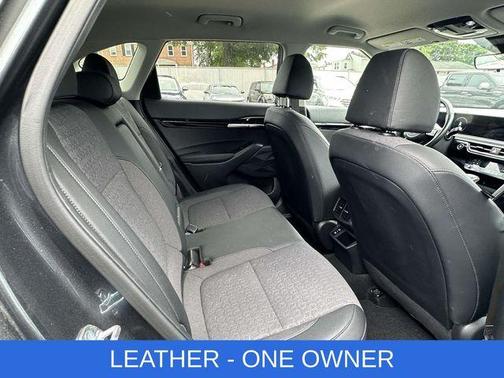 Gray 2024 Kia Seltos X-Line