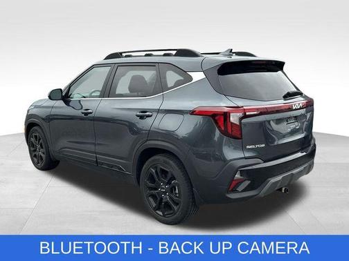 Gray 2024 Kia Seltos X-Line