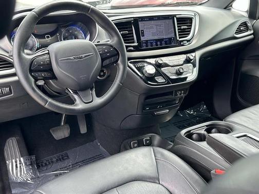 2018 Chrysler Pacifica Touring-L Plus