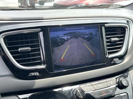 2018 Chrysler Pacifica Touring-L Plus