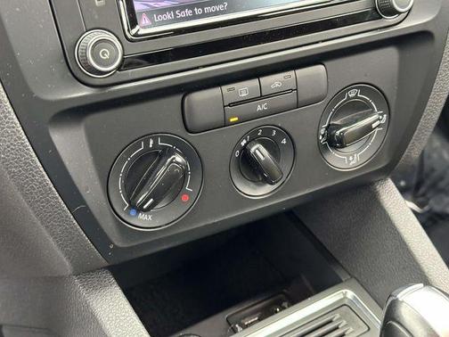 2016 Volkswagen Jetta 1.4T S w/Technology