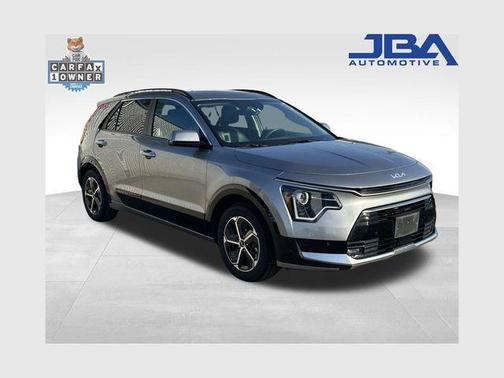 Steel Gray 2025 Kia Niro SX