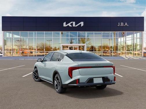 2025 Kia K4 GT-Line