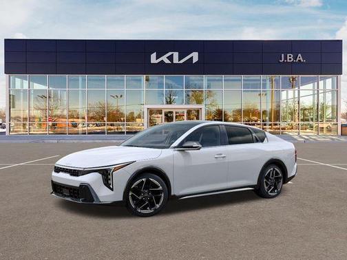 White Pearl 2026 Kia K4 GT-Line