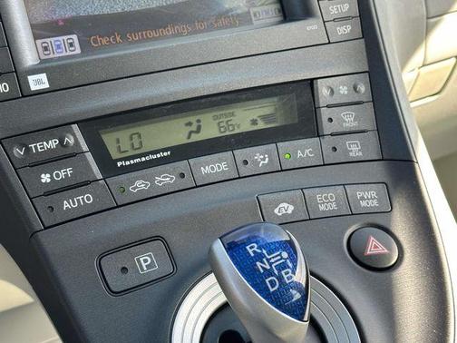 2010 Toyota Prius V