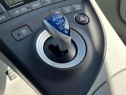 2010 Toyota Prius V