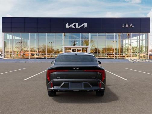 2025 Kia K4 GT-Line