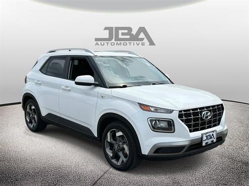 2022 Hyundai VENUE SEL