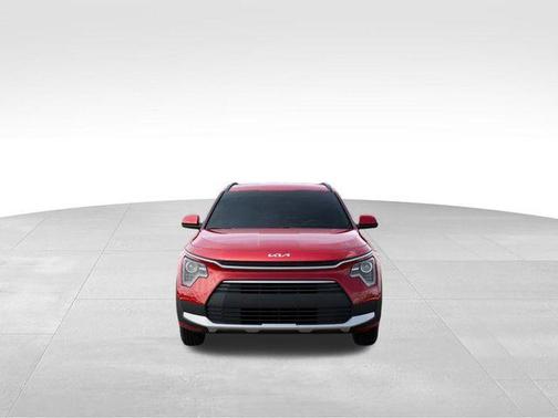2025 Kia Niro LX