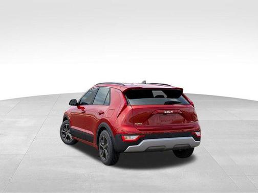 2025 Kia Niro LX