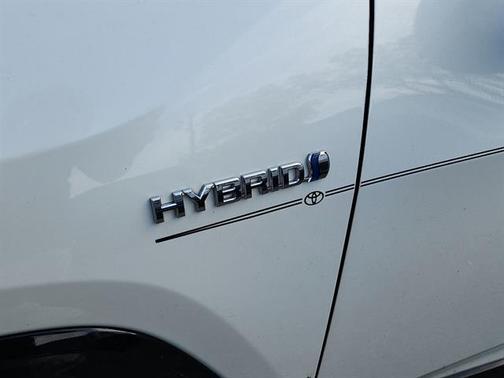 2020 Toyota RAV4 Hybrid XSE