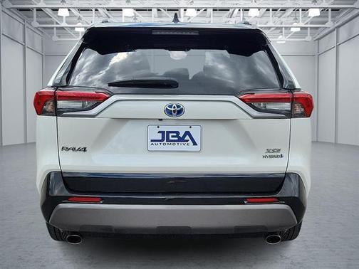 2020 Toyota RAV4 Hybrid XSE