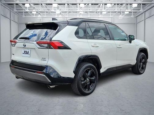 2020 Toyota RAV4 Hybrid XSE