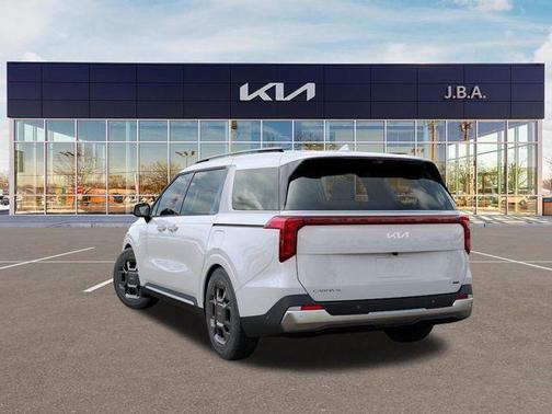 White Pearl 2027 Kia Carnival SX