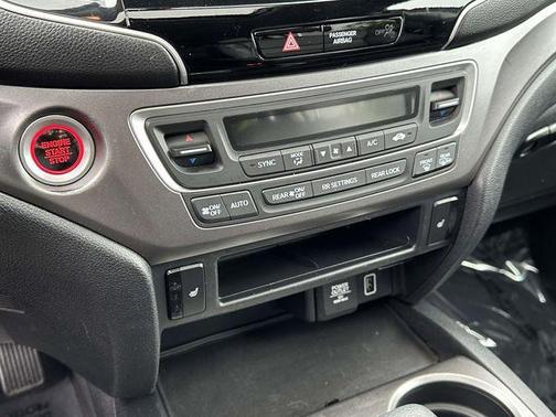 Modern Steel Metallic 2020 Honda Pilot EX-L