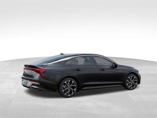 2026 Kia K5 EX